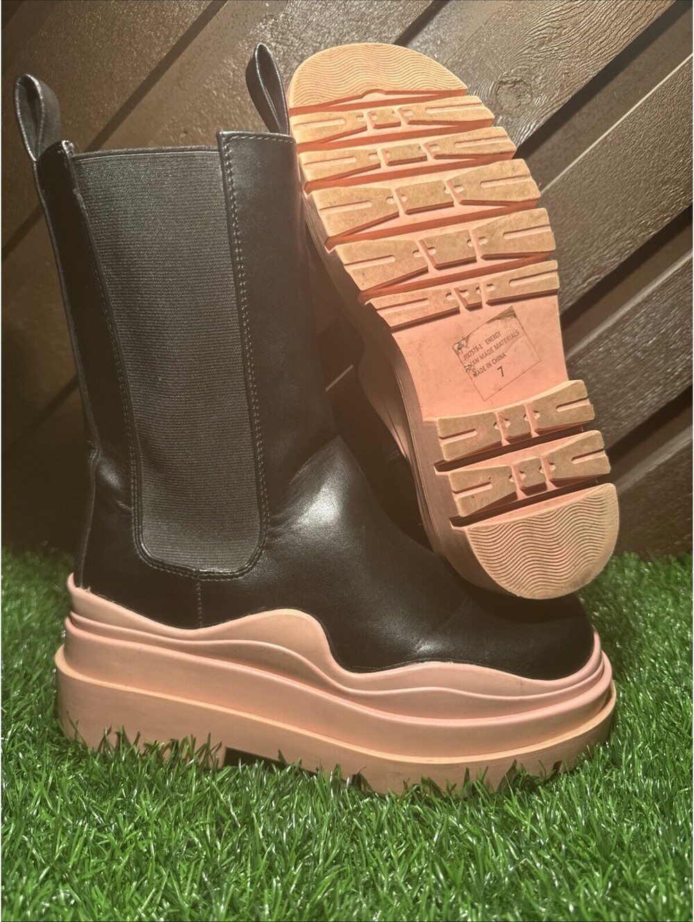 Lemonade Energy 7 Boots Black Pink Chunky Sole Platform Chelsea Ankle Mid Calf 7